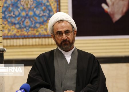 باید روحیه ایثار و فداکاری بسیجی در جامعه ترویج  شود