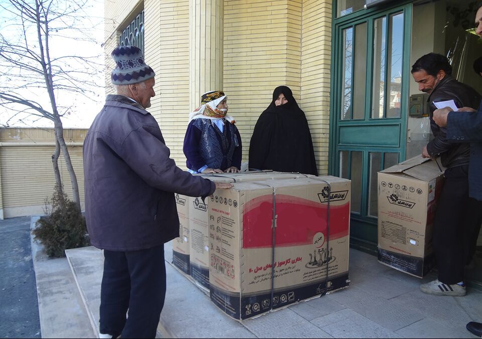 اهدای ۱۲۴ وسیله گرمایشی در مناطق محروم استان