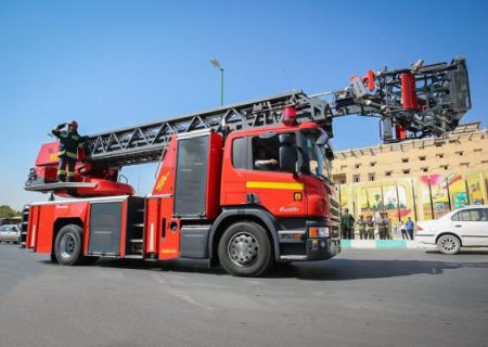 مجهز شدن آتش نشانی ایلام به نردبان هیدرولیکی