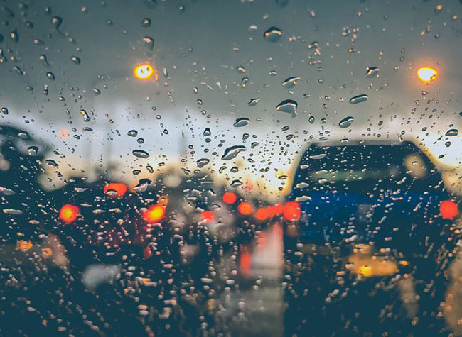 بیشترین میزان بارش باران طی ۲۴ ساعت گذشته در ایوان با ۸۷میلی متر ثبت شد