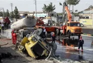 واژگونی تریلی حامل مازوت در ایلام قربانی گرفت