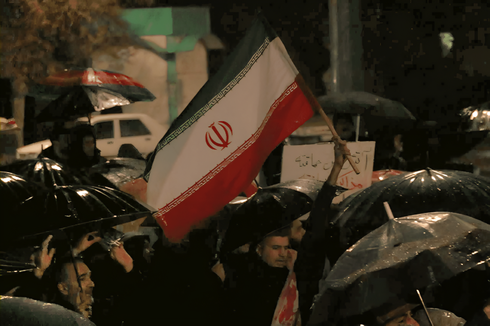 پنجاهمین روز پیروزی مردم در میدان