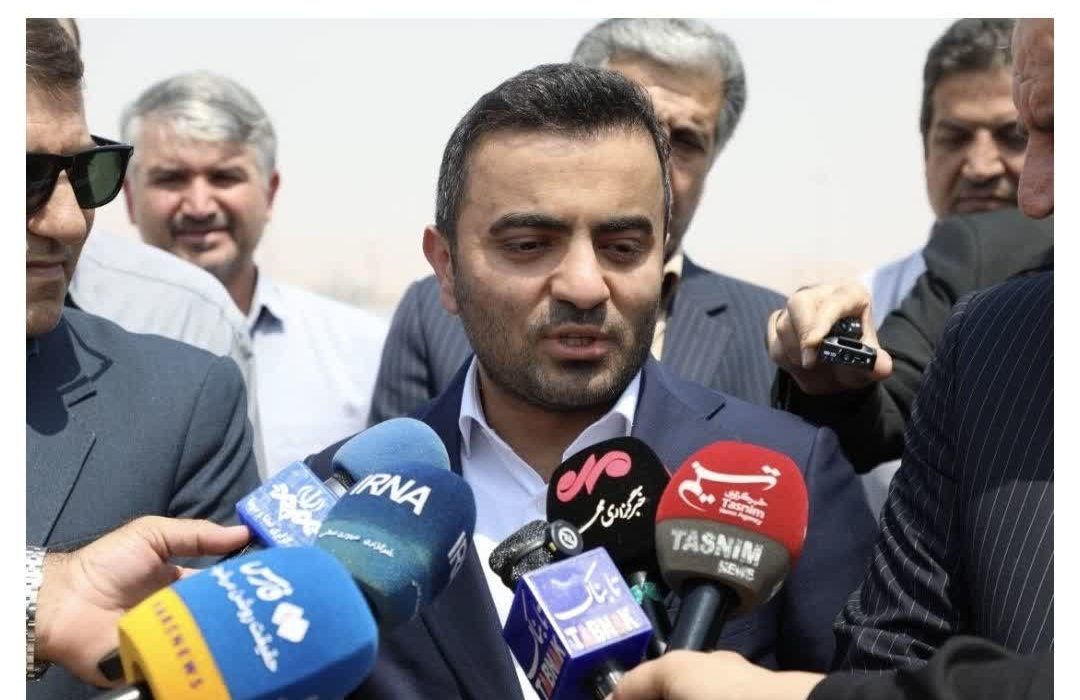 عملیات اجرایی نیروگاه خورشیدی پارکینگ اربعین مهران آغاز شد
