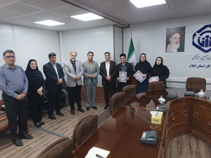 «رسالت ما، خدمت با کرامت انسانی است»/ تجلیل از کارمندان نمونه با محوریت شایسته‌سالاری
